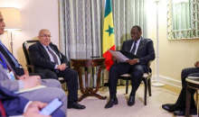 الرئيس السنغالي ماكي صال ووزير الخارجية الجزائري رمطان لعمامرة 