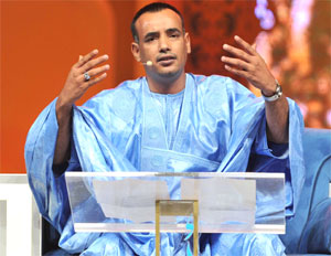 الشيخ ولد بلعمش - شاعر موريتاني