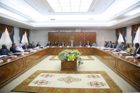 مجلس الوزراء خلال اجتماعه اليوم في القصر الرئاسي (وما)
