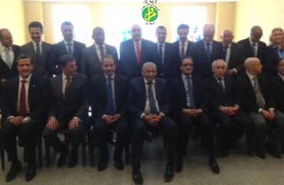 وزير الخارجية الموريتاني إسلك ولد أحمد إزيد بيه مع سلك الدبلوماسيين العرب في لندن (وما)
