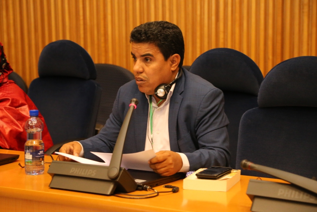 نائب رئيس منظمة "نجدة العبيد" وممثلها في اجتماع اللجنة الإفريقية المنعقد في أديس بابا أحمد ولد الوديعة