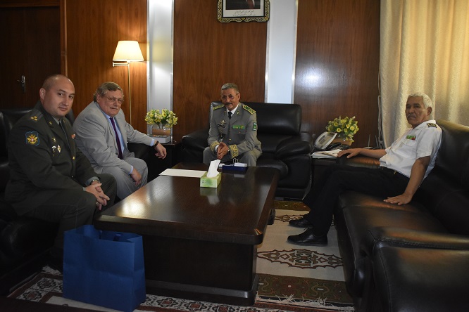 قائد أركان الجيوش خلال لقائه مع السفير الروسي بنواكشوط 