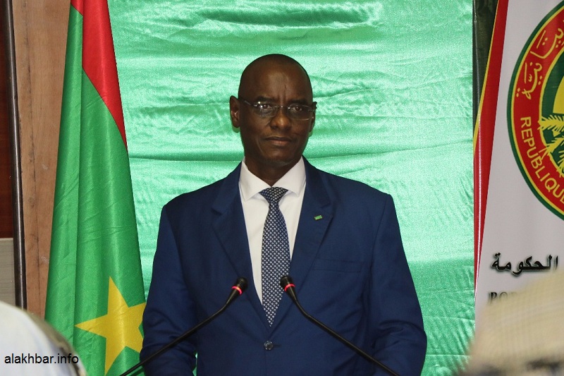 وزير التعليم الأساسي وإصلاح التهذيب الوطني آداما بوكار سوكو خلال مؤتمر صحفي سبتمبر الماضي (الأخبار)