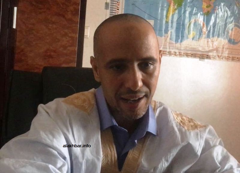 السجين الموريتاني السابق في اغوانتنامو، ومؤلف كتاب "يوميات اغونتنامو" محمدو ولد صلاحي خلال حديثه للأخبار إنفو 
