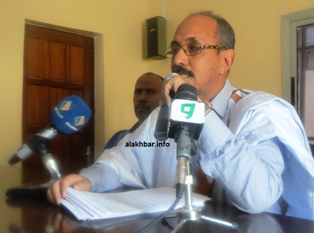  نقيب المحامين الموريتانيين الشيخ ولد حندي (الأخبار - أرشيف)