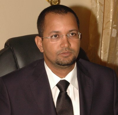 وزير الشؤون الإسلامية والتعليم الأصلي أحمد ولد أهل داوود 