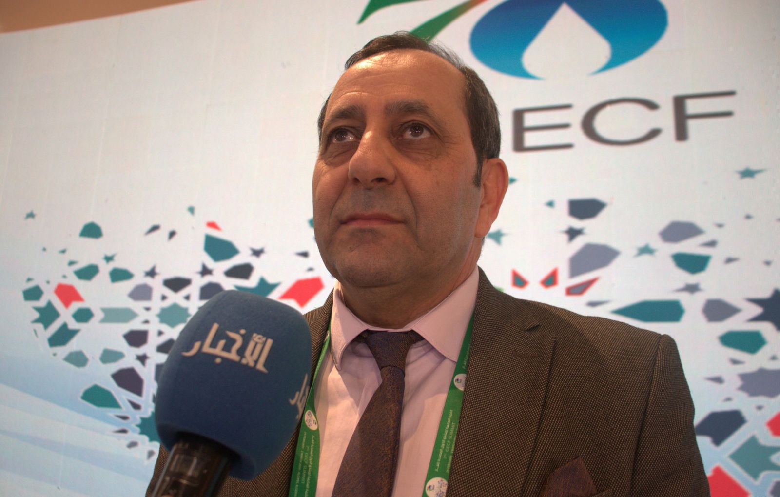 مصطفى صايج – أستاذ الاقتصاد بجامعة الجزائر