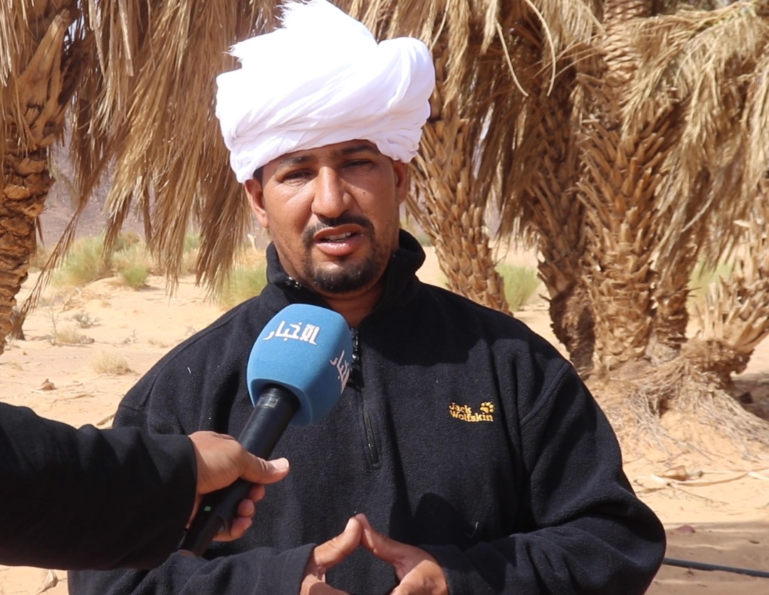 المزارع محمد ولد أحمد خلال حديثه للأخبار