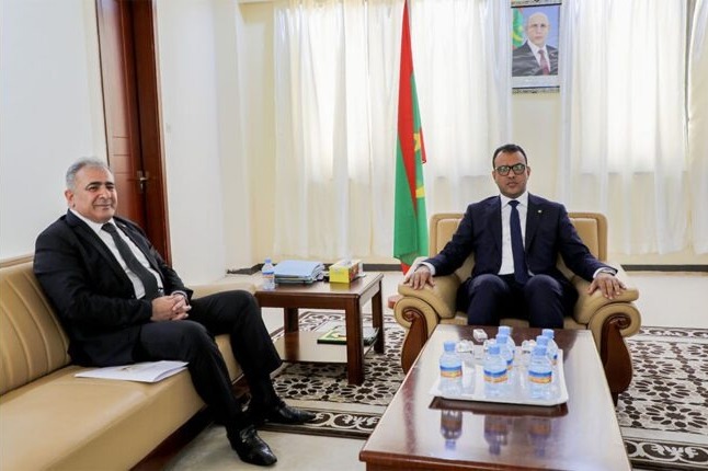 الوزير المنتدب خلال لقائه مع السفير الفلسطيني محمد سعد