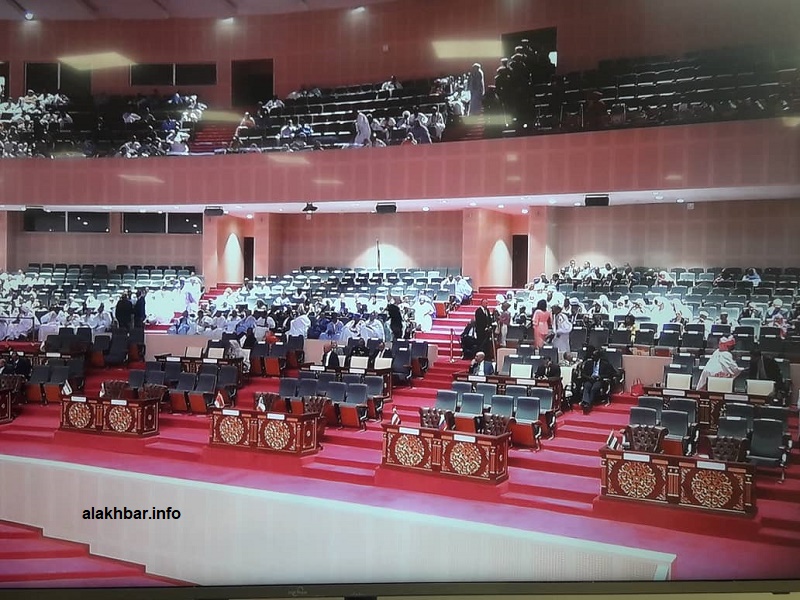 القاعة الرئيسية حيث ستنعقد جلسة تنصيب الرئيس الجديد للبلاد (الأخبار)