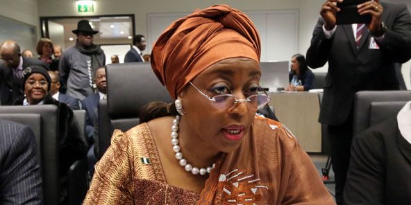 دييزاني ٱليسون مادويك: وزيرة البترول السابقة بنيجيريا.