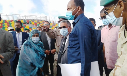 استمع الوفد الوزاري لشروح مفصلة عن أكبر ملعب في موريتانيا / الأخبار
