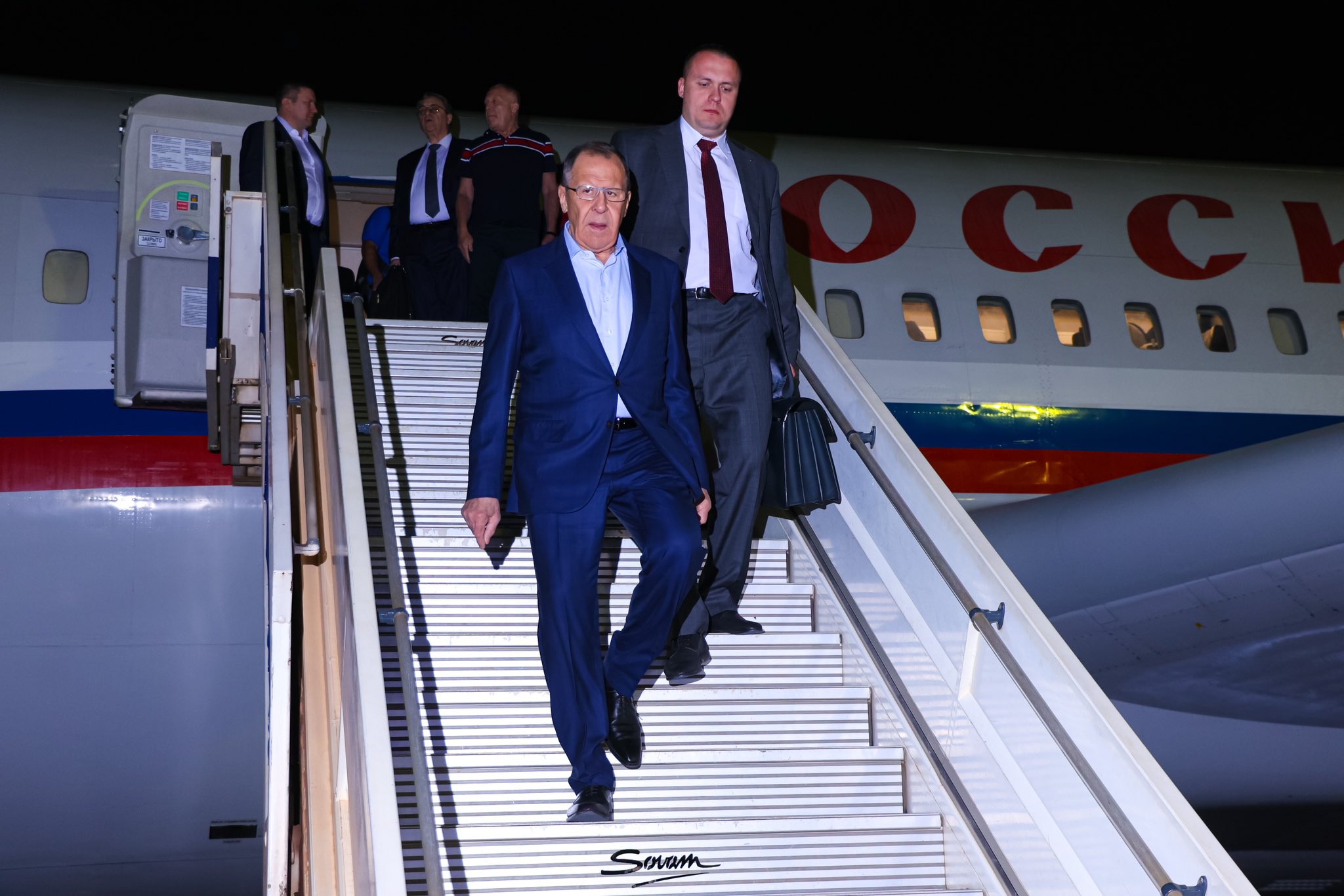 وزير الخارجية الروسي سيرغي لافروف لدى وصوله باماكو 