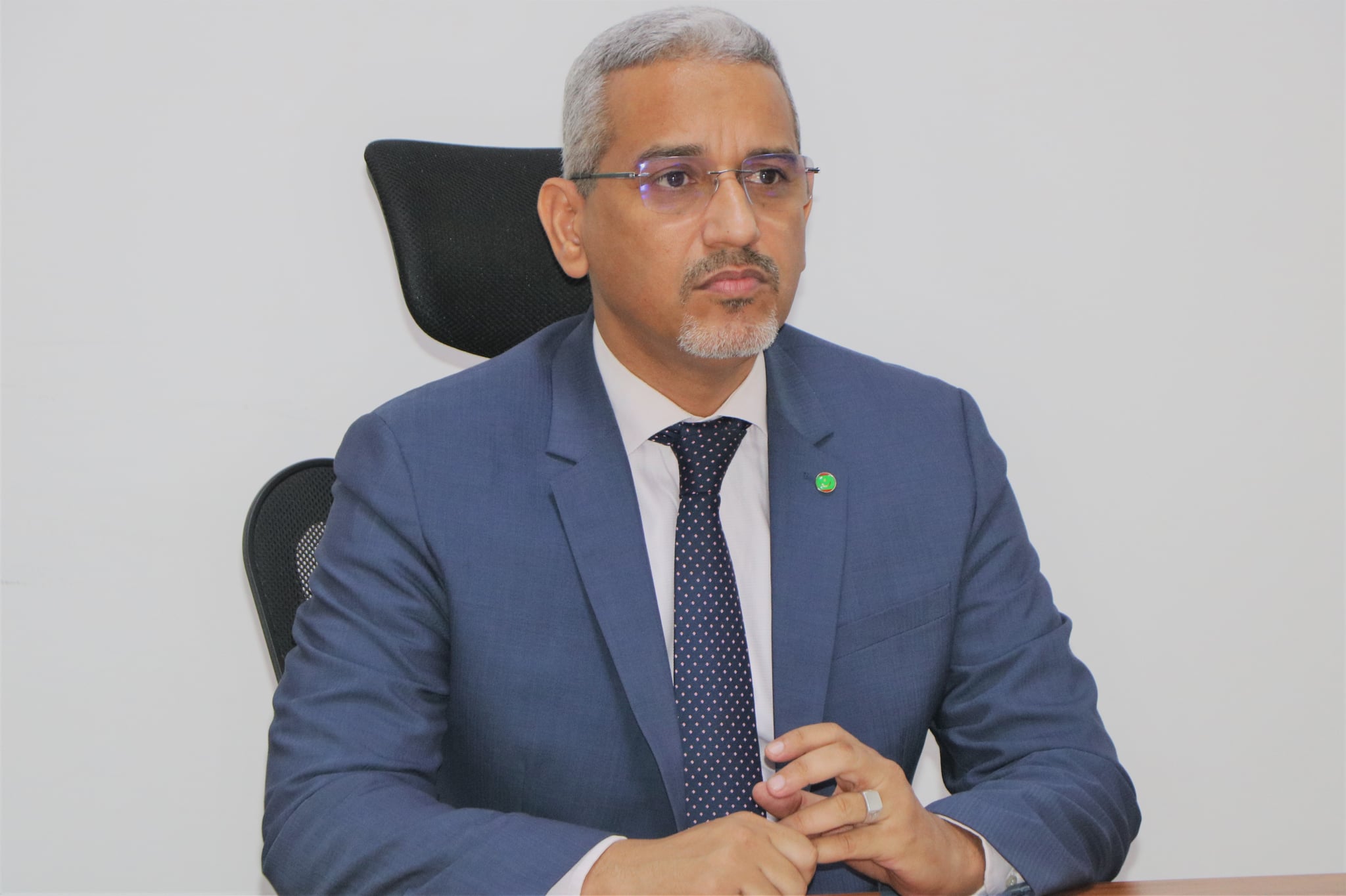 وزير المياه والصرف الصحي محمد الحسن ولد بو خريص