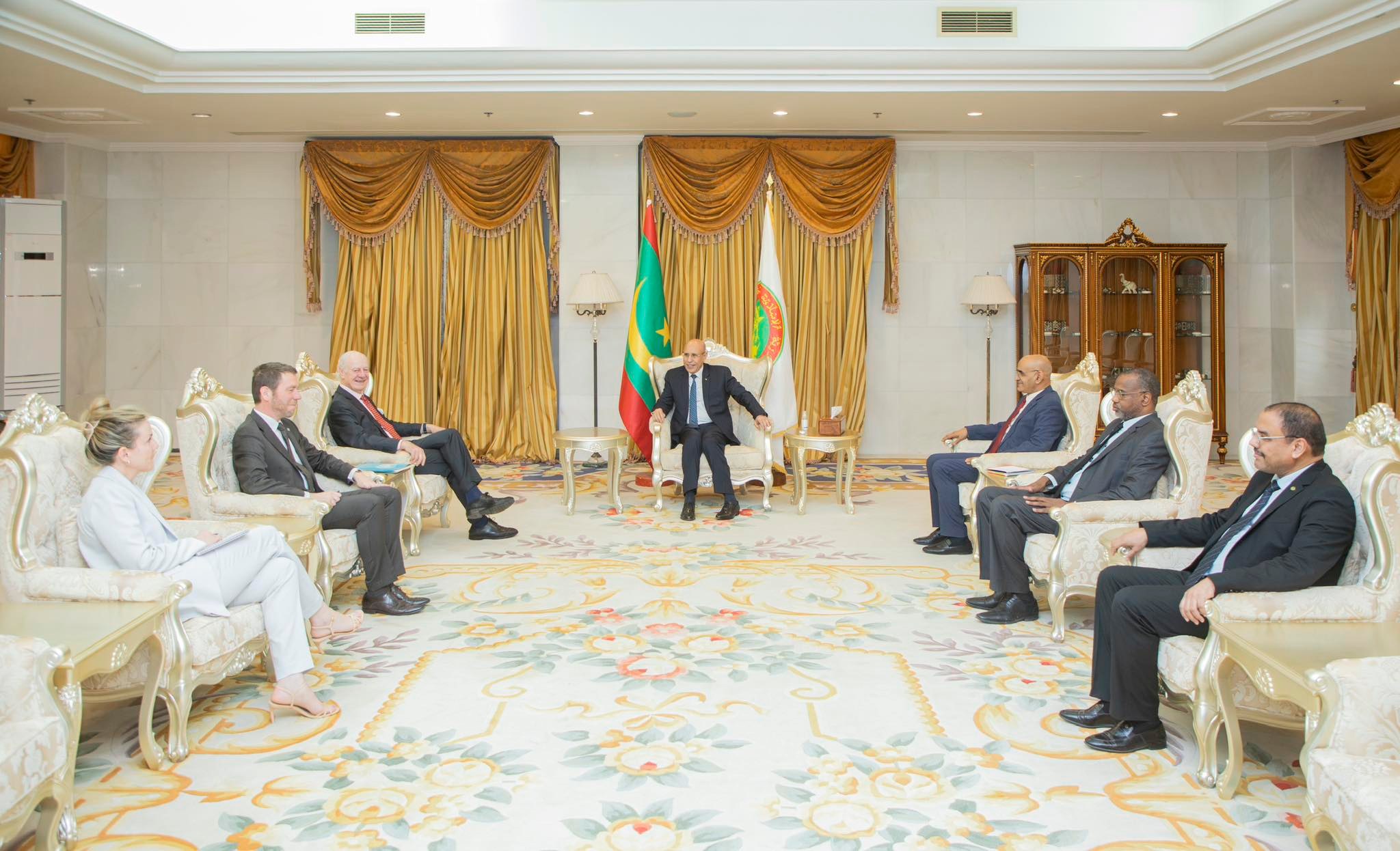 الرئيس محمد ولد الغزواني خلال لقائه مع مبعوث الأمين العام للأمم المتحدة للصحراء الغربية