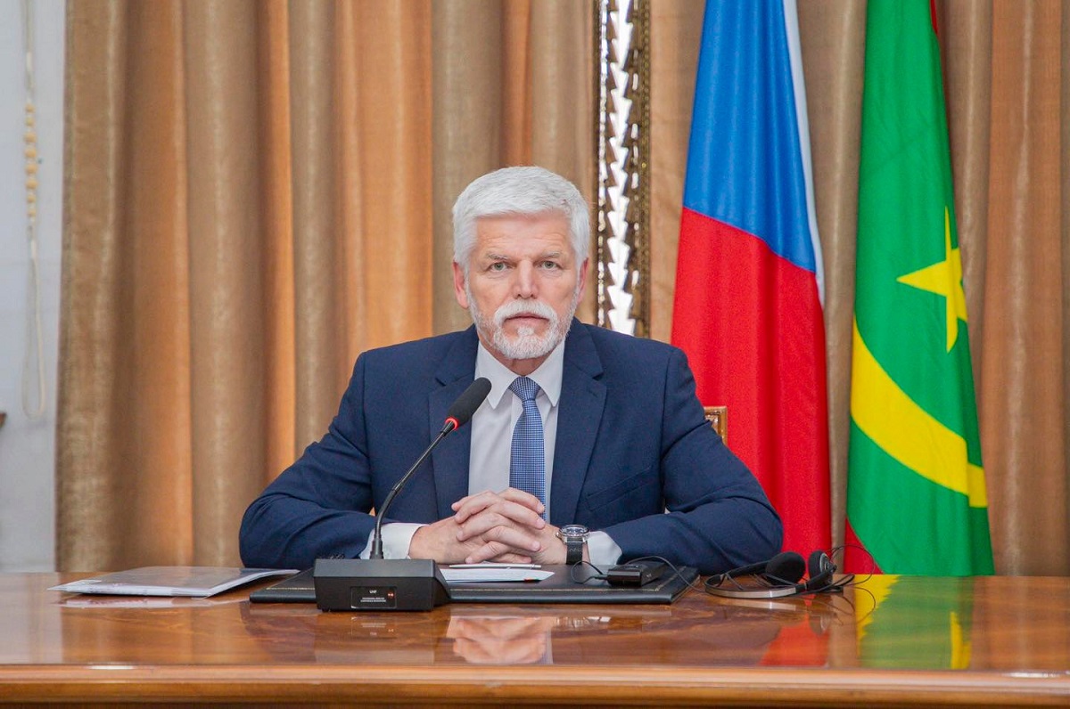 الرئيس التشيكي، بيتر بيفيل، خلال الاجتماع في القصر الرئاسي بنواكشوط