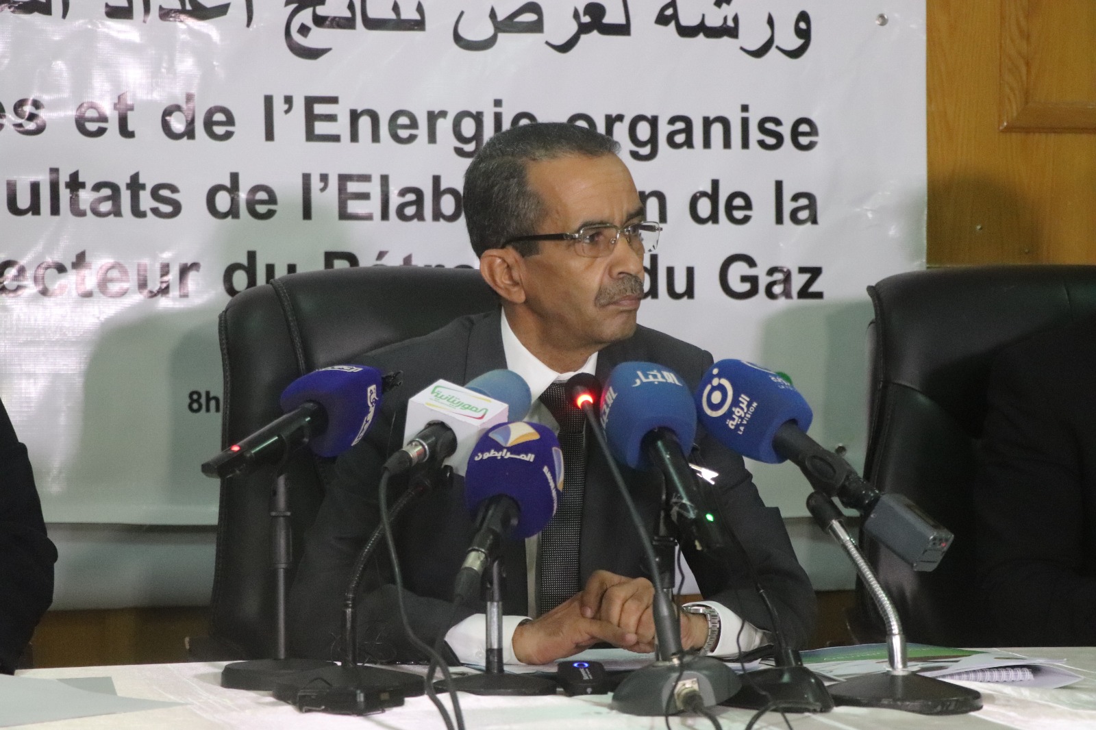 الأمين العام لوزارة البترول والمعادن والطاقة أحمد سالم بوهدّ (الأخبار)