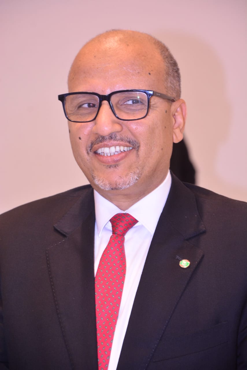 لبرفيسور/محمدو لمرابط اجيد،  أستاذ التعليم العالي.