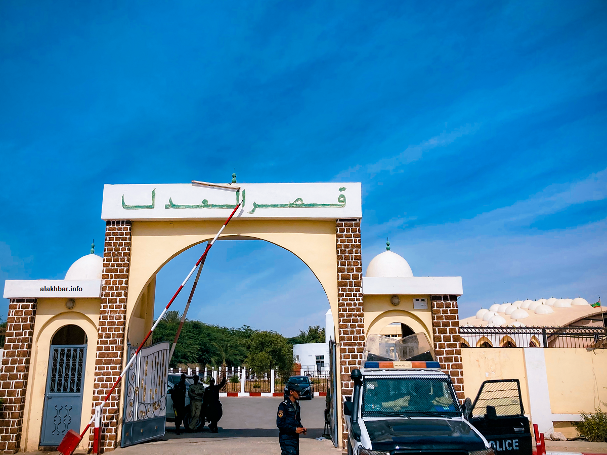 مدخل قصر العدل بولاية نواكشوط الغربية صباح اليوم (الأخبار)