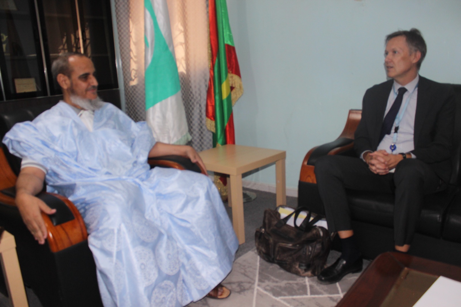 رئيس حزب "تواصل" والسفير رئيس بعثة الاتحاد الأوروبي في موريتانيا
