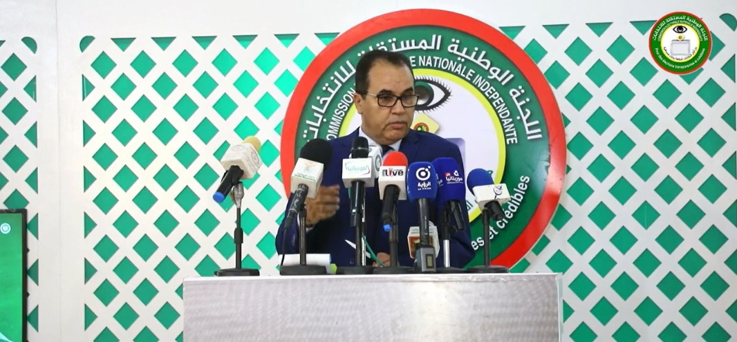 الناطق الرسمي باسم اللجنة محمد تقي الله الأدهم خلال نقطة صحفية اليوم