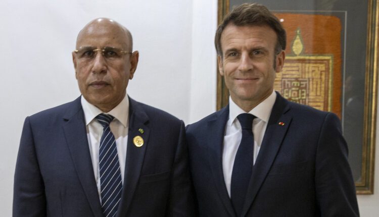 الرئيسان الفرنسي إيمانويل ماكرون، والموريتاني محمد ولد الغزواني