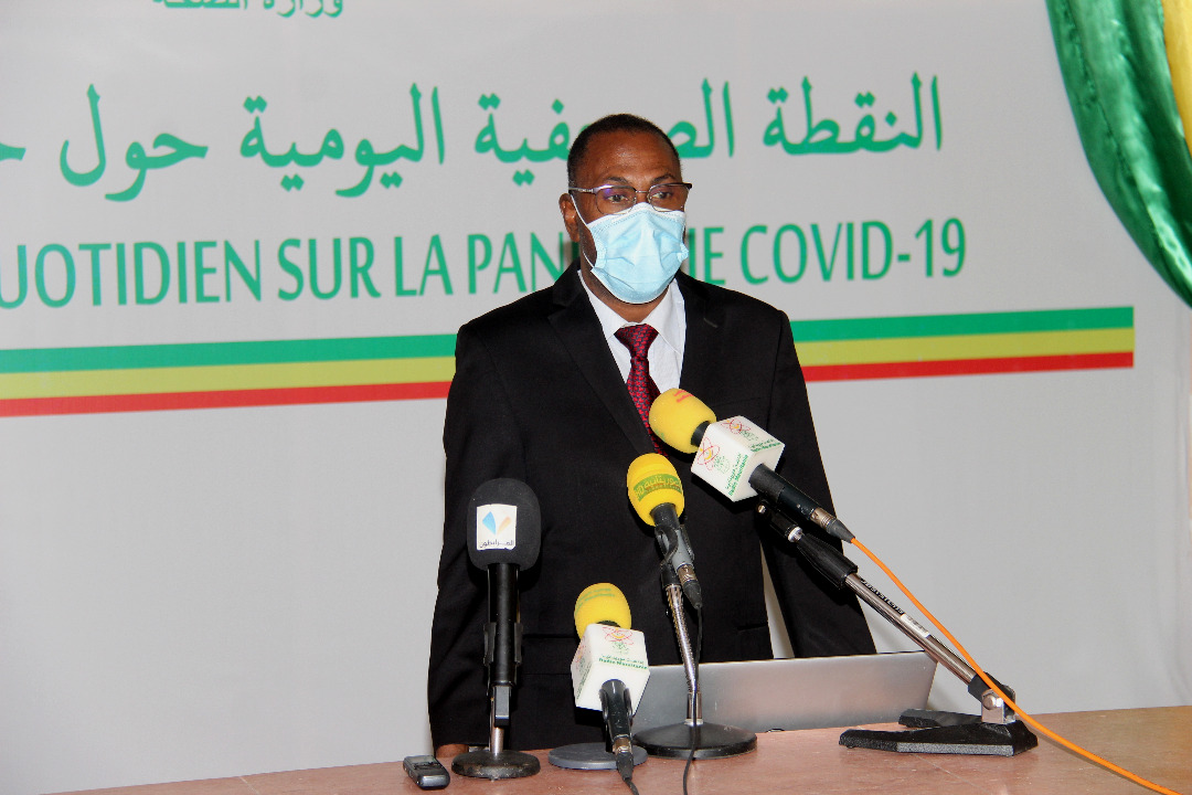 منسق مكافحة كورونا ومدير الصحة العمومية الدكتور سيدي ولد الزحاف خلال مؤتمر صحفي سابق (الأخبار - أرشيف)