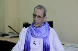 محمد فال ولد بلال خلال مقابلته مع الأخبار
