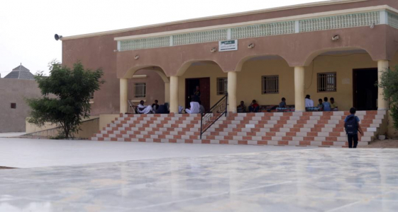 مدخل جامع عبد الله بن ياسين بمقاطعة تفرغ في ولاية نواكشوط الغربية 