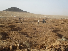 مشهد من مشاهد التنقيب عن الذهب في منطقة "الدواس" شمالي موريتانيا (الأخبار - أرشيف)