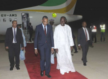 الوزيران الأولان الموريتاني والسنغالي في مطا نواكشوط مساء الجمعة (وما)