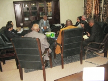 الوفد الأمريكي خلال مباحثاته اليوم الاثنين مع وزير العدل (الوكالة الموريتانية للأنباء) 