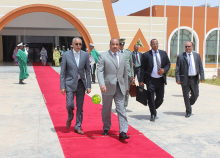 ولد عبد العزيز غادر نواكشوط ظهر السبت متوجها إلى الصين (وما)