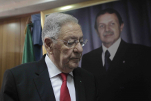 جمال ولد عباس: الأمين العام لحزب جبهة التحرير الوطني الحاكم بالجزائر.