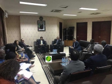 البعثة الإفريقية خلال الاجتماع في مقر وزارة الخارجية الموريتانية (وما)