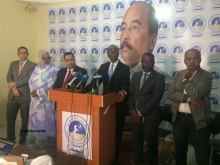 لجنة تشخيص واقع الحزب الحاكم وتففيل هيئاته خلال مؤتمر صحفي سابق (الأخبار - أرشيف)