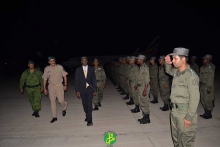 وحدة الدرك المغادرة إلى إفريقيا الوسطى خلال توديعها في مطار نواكشوط البارحة (وما) 