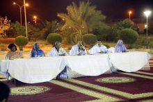 الرئيس الموريتاني محمد ولد عبد العزيز ورئيس الحزب والوزير الأول خلال المؤتمر الصحفي 