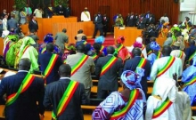 نواب في البرلمان السنغالي الـ13 خلال أول جلسة له الخميس