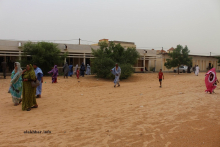 مركز تصويت في مقاطعة عرفات كبر مقاطعات نواكشوط، ويضم عددا من مكاتب التصويت (الأخبار)