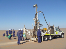 آليات تابعة للشركة في مشروعها الواقع في تيرس الزمور شمالي موريتانيا