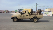 سيارة تابعة للجيش خلال استعراض عسكري في نواذيبو نهاية 2015 (الأخبار - أرشيف) 