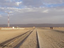 السكة الحديدية تعبر مدينة شوم في طريقها من الزويرات إلى نواذيبو ـ (أرشيف الأخبار)