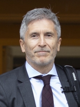 فيرناندو كراند مارلاسكا: وزير الداخلية الإسباني.
