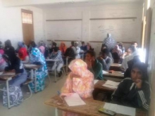 جانب من التلاميذ المشاركين في مسابقة ختم الدروس الإعدادية في مركز بنواذيبو/ تصوير الأخبار