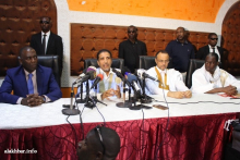 المترشحون الأربعة خلال مؤتمر صحفي سابق (الأخبار) 