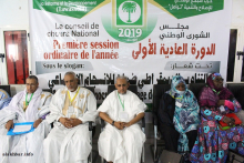 قادة حزب "تواصل" على منصة افتتاح دورة مجلس الشورى اليوم (الأخبار) 