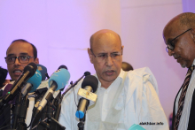 المرشح الرئاسي محمد ولد الغزواني خلال خطابه في قصر المؤتمرات القديم بنواكشوط (الأخبار)