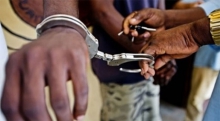 الشرطة السنغالية تعتقل 3 أجانب وتتهمهم ب"الإرهاب".