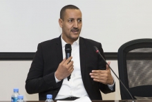 أحمد فال الدين - إعلامي وكاتب وروائي